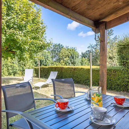 Дом отдыха Maison De 3 Personnes Maille (Vendee)