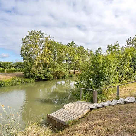 Maison De 2 Personnes * Maille (Vendee)