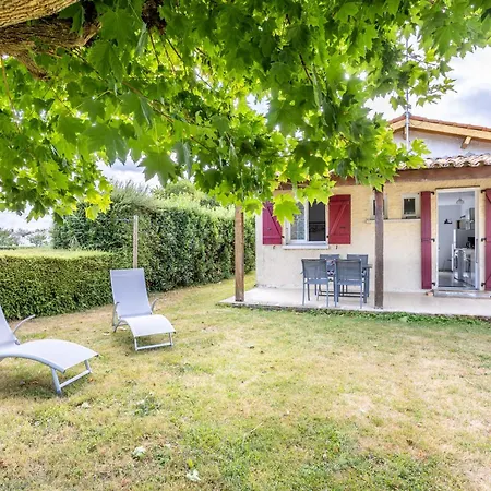 Maison De 3 Personnes * Maille (Vendee)