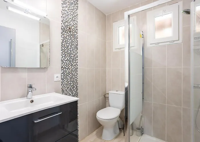 Maison De 3 Personnes *