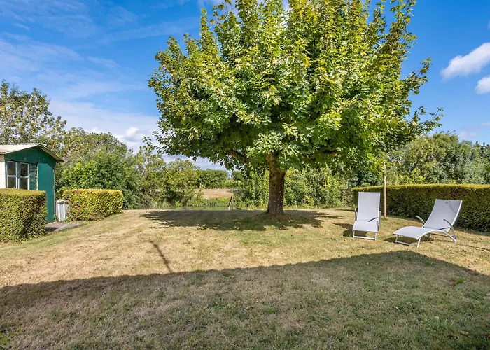 Maison De 3 Personnes * Maille (Vendee)