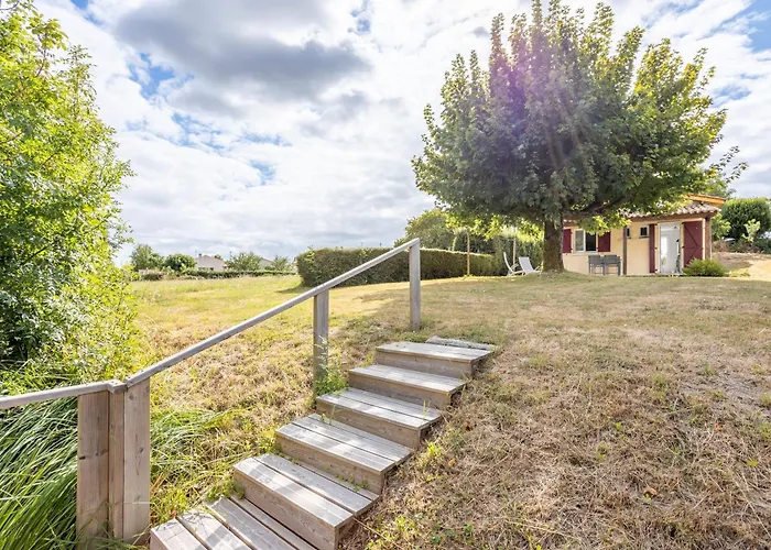 Maison De 3 Personnes * Maille (Vendee)