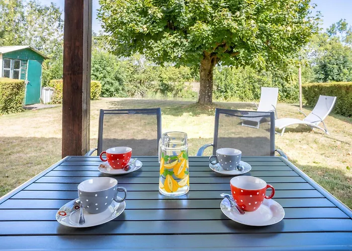 Maison De 3 Personnes * Maille (Vendee)